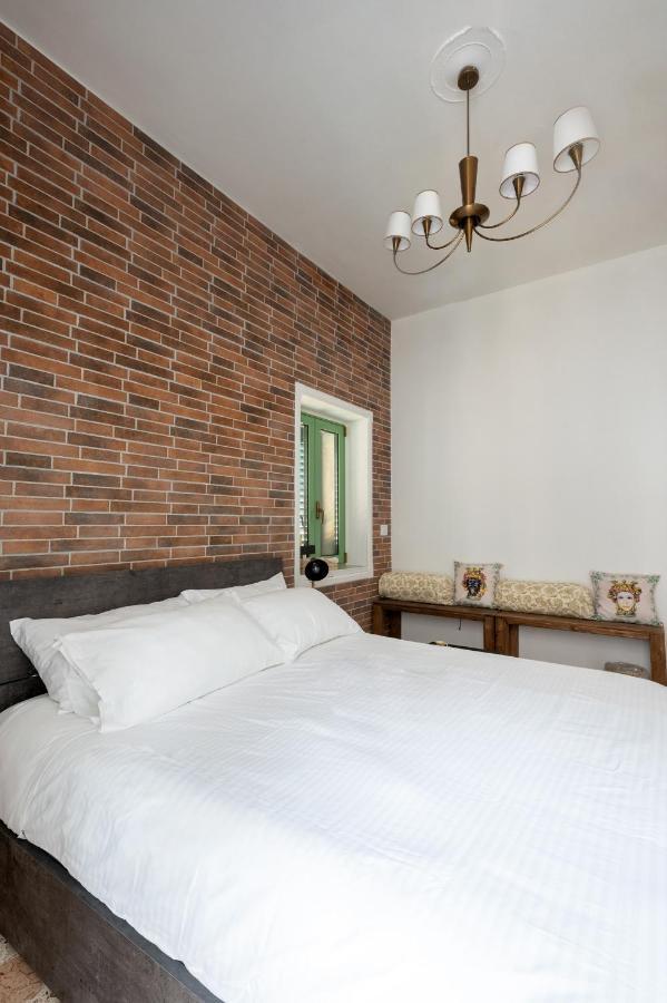 Bed and Breakfast A Calata Noto Exterior foto